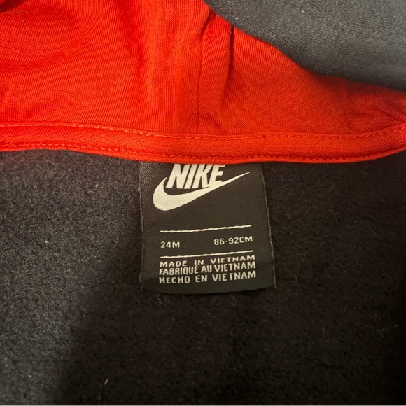 Nike Kids Black and Red Jogger Set - Picture 4 of 9